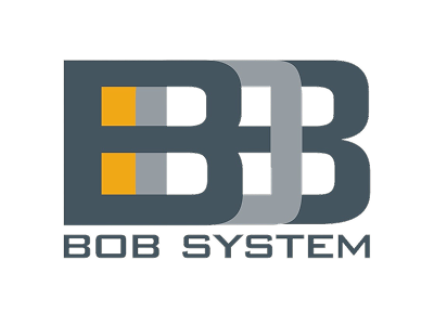 Logo met overlappende donkergrijze B-vormen, die elk gouden en lichtgrijze vlakken bevatten, met daaronder de woorden „BOB SYSTEM“ in een modern lettertype.