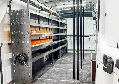 Opel Movano – ingericht voor een stukadoorsbedrijf