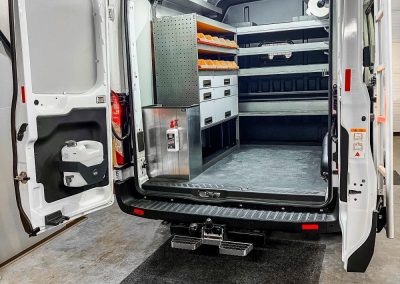 Ford Transit – praktische inrichting voor tuinonderhoud