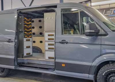 Volkswagen Crafter 4×4 – Complete bedrijfswageninrichting voor maximale efficiëntie