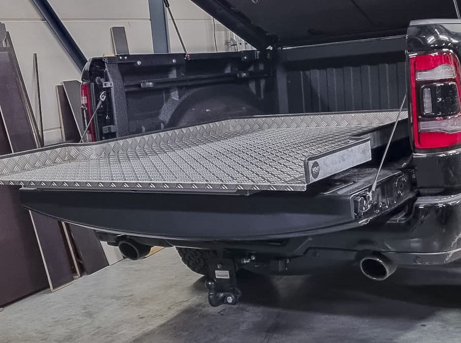 Pick-up – Glissière de chargement sur mesure pour une accessibilité maximale
